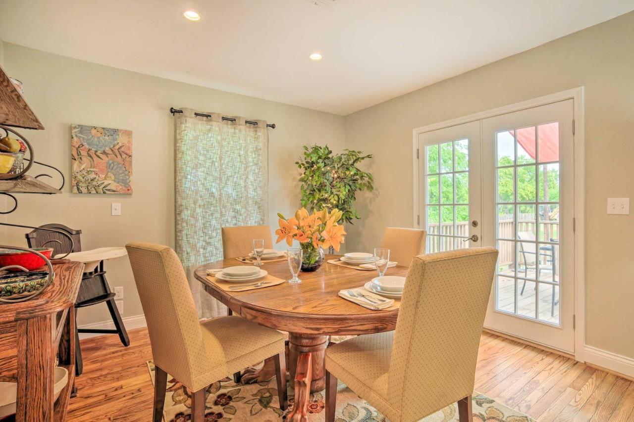 The Gathering Place Brenham Home On 6 Acres Exterior photo
